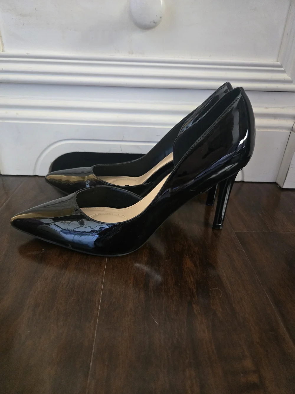 Nine West Black Patent Pointed-Toe Pumps Size 8.5 - Picture 3 of 7